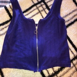 purple tank top